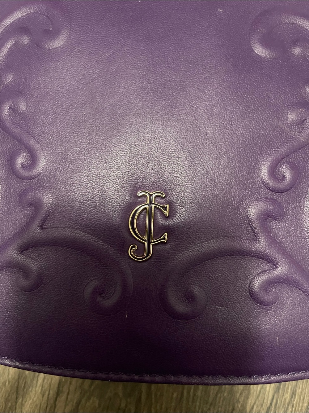Vintage Juicy Couture Olvera Purple Carved Leather Crossbody Bag Y2K - Picture 2 of 14